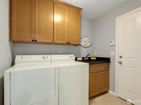 11220 SE 64th Street, Bellevue WA 98006