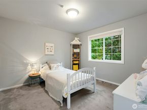 11220 SE 64th Street, Bellevue WA 98006