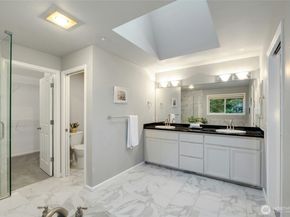 11220 SE 64th Street, Bellevue WA 98006