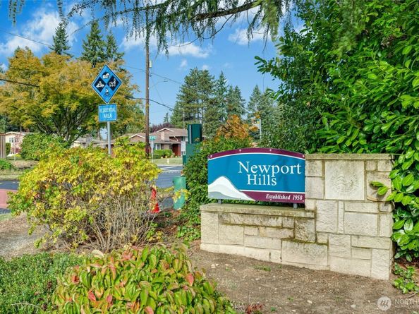 11220 SE 64th Street, Bellevue WA 98006