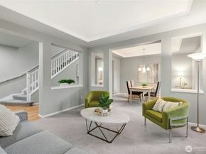 11220 SE 64th Street, Bellevue WA 98006
