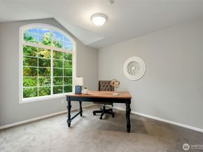 11220 SE 64th Street, Bellevue WA 98006