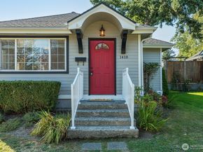 1418 Oakes Avenue, Everett WA 98201