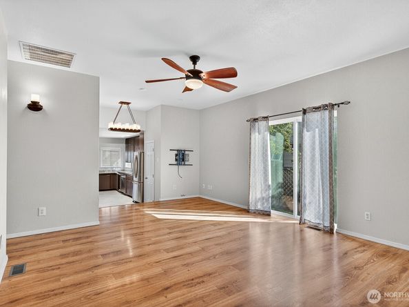 1418 Oakes Avenue, Everett WA 98201