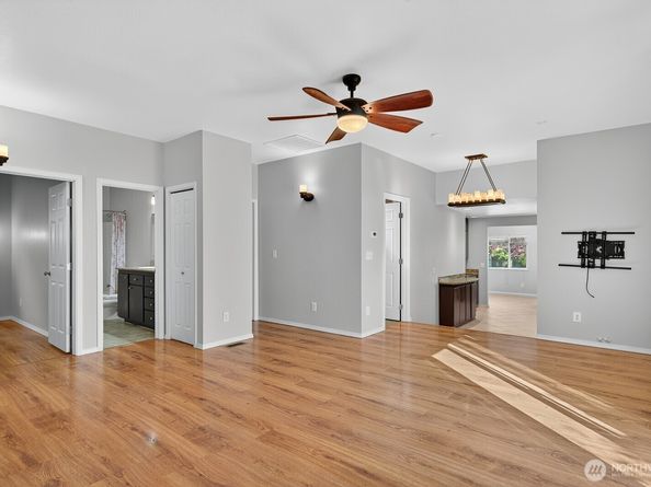1418 Oakes Avenue, Everett WA 98201