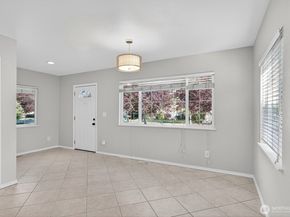 1418 Oakes Avenue, Everett WA 98201