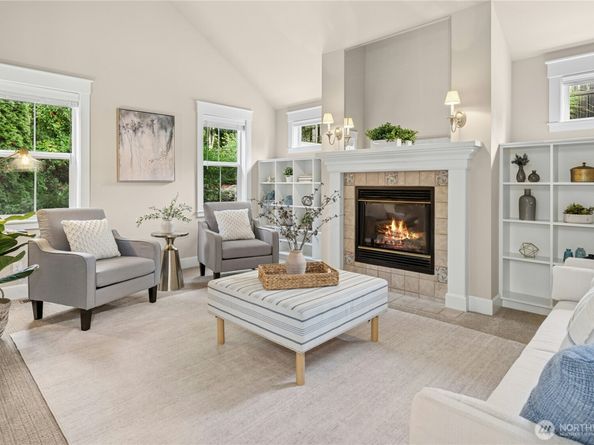 747 Village Circle NW, Bainbridge Island WA 98110
