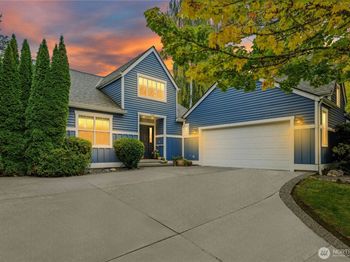 747 Village Circle NW