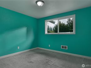 1450 Bill Avenue, Port Orchard WA 98366