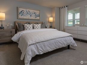 19288 NE 69th Circle 104, Redmond WA 98052
