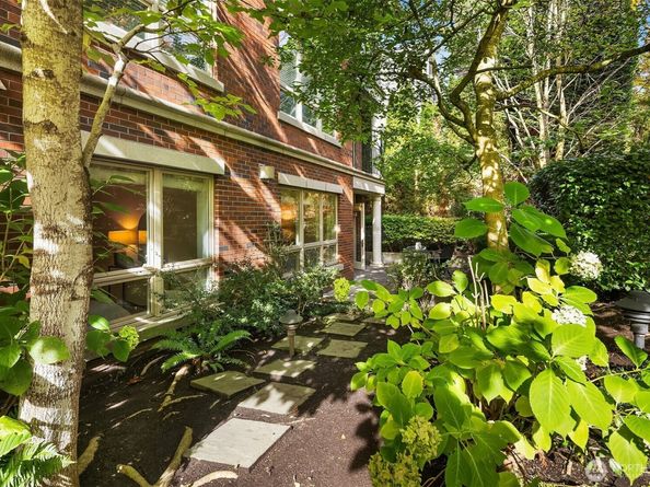 726 Boylston Avenue E 5, Seattle WA 98102