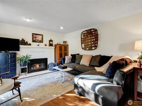 2621 S 376th Place, Federal Way WA 98003