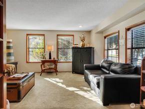 2621 S 376th Place, Federal Way WA 98003