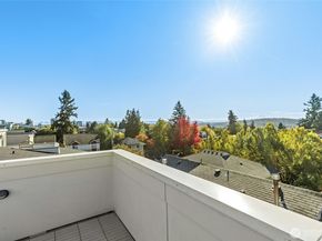 4411 Meridian Avenue N, Seattle WA 98103