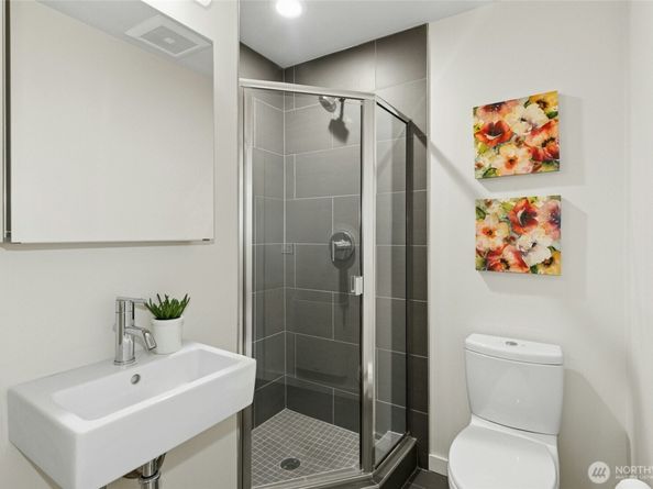 4411 Meridian Avenue N, Seattle WA 98103