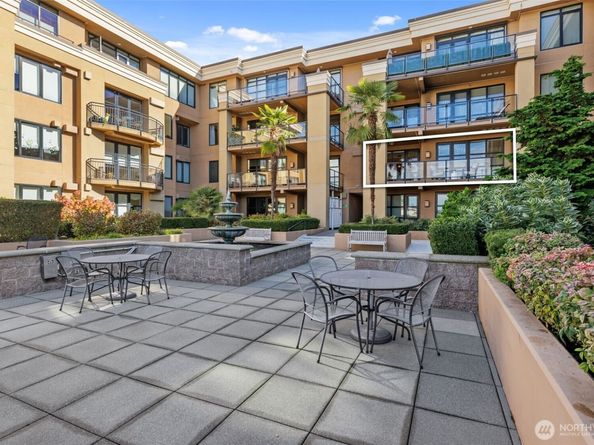 10047 Main Street 311, Bellevue WA 98004