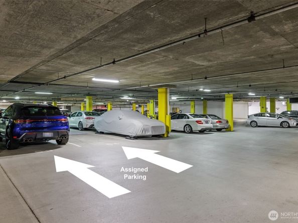 10047 Main Street 311, Bellevue WA 98004