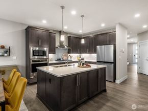 3808 194th Lane SE, Bothell WA 98012