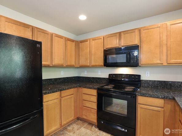 638 Shirehill Street, Bremerton WA 98310