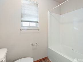 638 Shirehill Street, Bremerton WA 98310