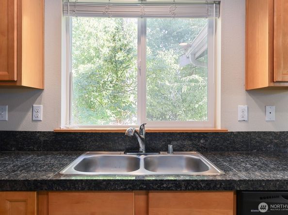 638 Shirehill Street, Bremerton WA 98310