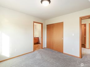 638 Shirehill Street, Bremerton WA 98310