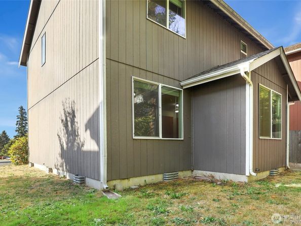 638 Shirehill Street, Bremerton WA 98310