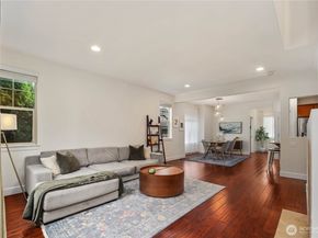 14523 16th Park W B, Lynnwood WA 98087