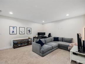 14523 16th Park W B, Lynnwood WA 98087