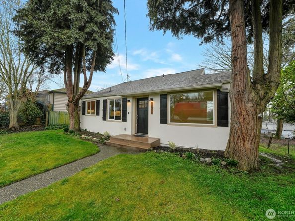 12077 75th Avenue S, Seattle WA 98178