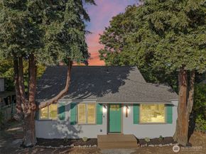 12077 75th Avenue S, Seattle WA 98178