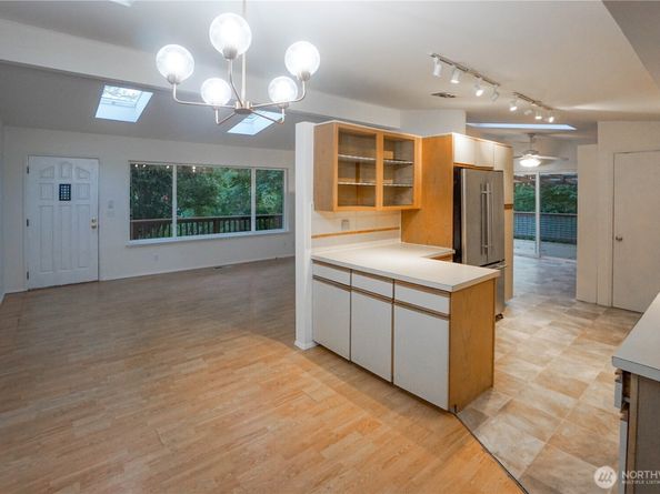 1518 SW 130th Street, Burien WA 98146