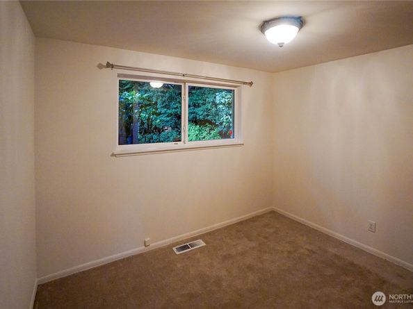1518 SW 130th Street, Burien WA 98146