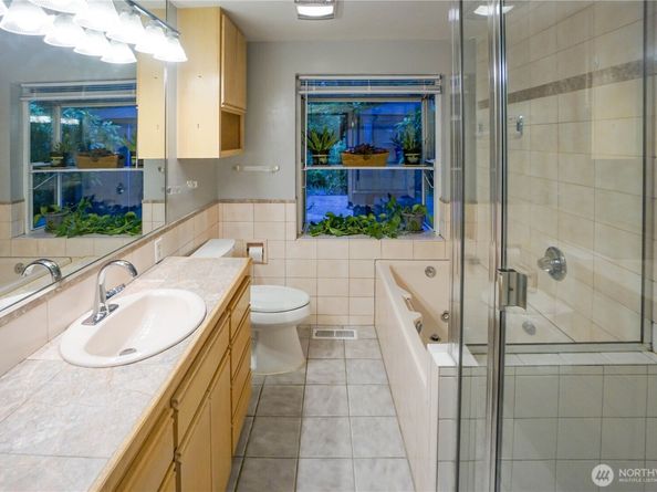 1518 SW 130th Street, Burien WA 98146