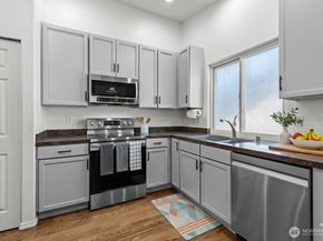 2823 151st Place SW, Lynnwood WA 98087