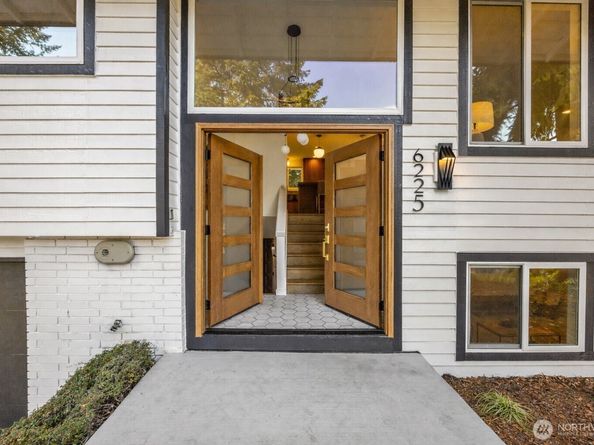6225 122nd Avenue SE, Bellevue WA 98006