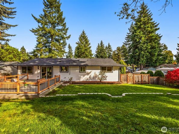 6225 122nd Avenue SE, Bellevue WA 98006