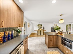 6225 122nd Avenue SE, Bellevue WA 98006