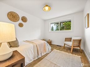 6225 122nd Avenue SE, Bellevue WA 98006