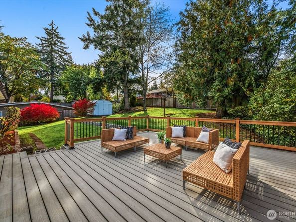 6225 122nd Avenue SE, Bellevue WA 98006