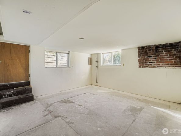 2834 30th Avenue S, Seattle WA 98144