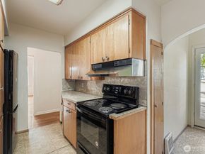 2834 30th Avenue S, Seattle WA 98144