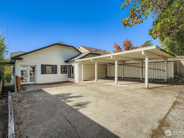 2834 30th Avenue S, Seattle WA 98144