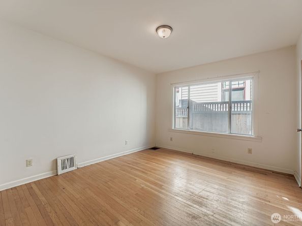 2834 30th Avenue S, Seattle WA 98144