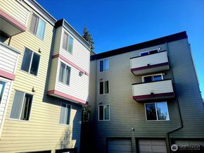 18100 15th Avenue NE C218, Shoreline WA 98155