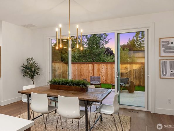 13662 NE 101st Street, Kirkland WA 98033