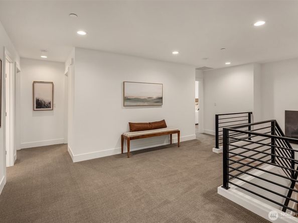 13662 NE 101st Street, Kirkland WA 98033