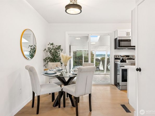 2013 E 16th Street, Bremerton WA 98310