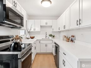 2013 E 16th Street, Bremerton WA 98310