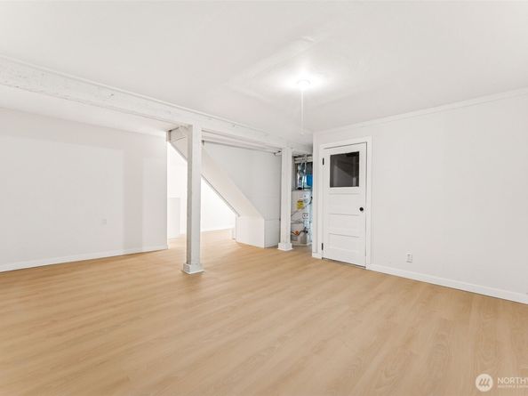 2013 E 16th Street, Bremerton WA 98310